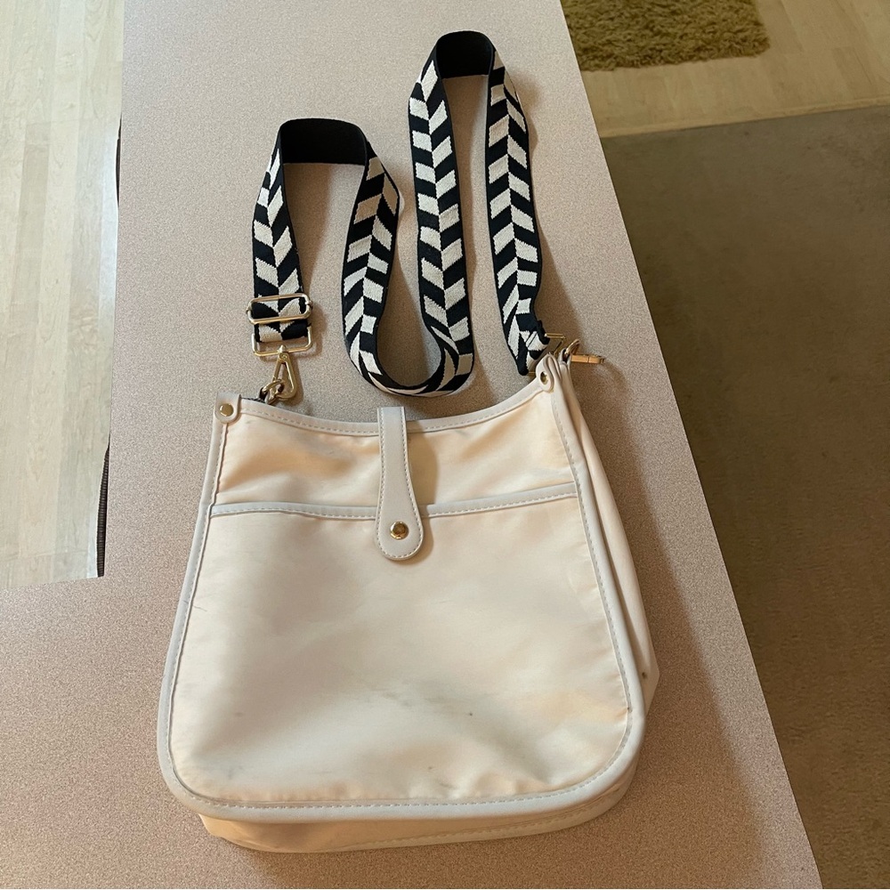 Nylon Messenger Crossbody Bag with Black & White Chevron Guitar Strap